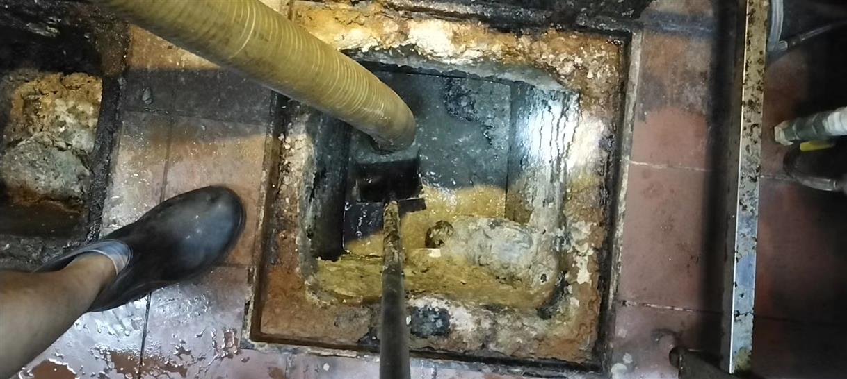 任丘污水池清理一般都有毒气，怎么预防中毒呢？